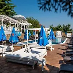 Chiflika Family Hotel