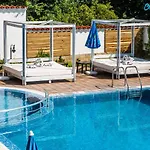 Hotel Chiflika Family