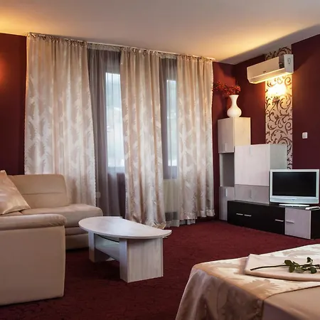 Otel Chiflika Family